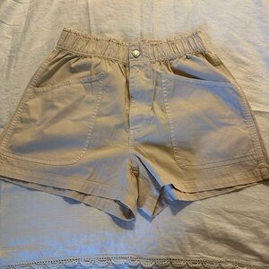 Madewell High Waist Shorts in Beige